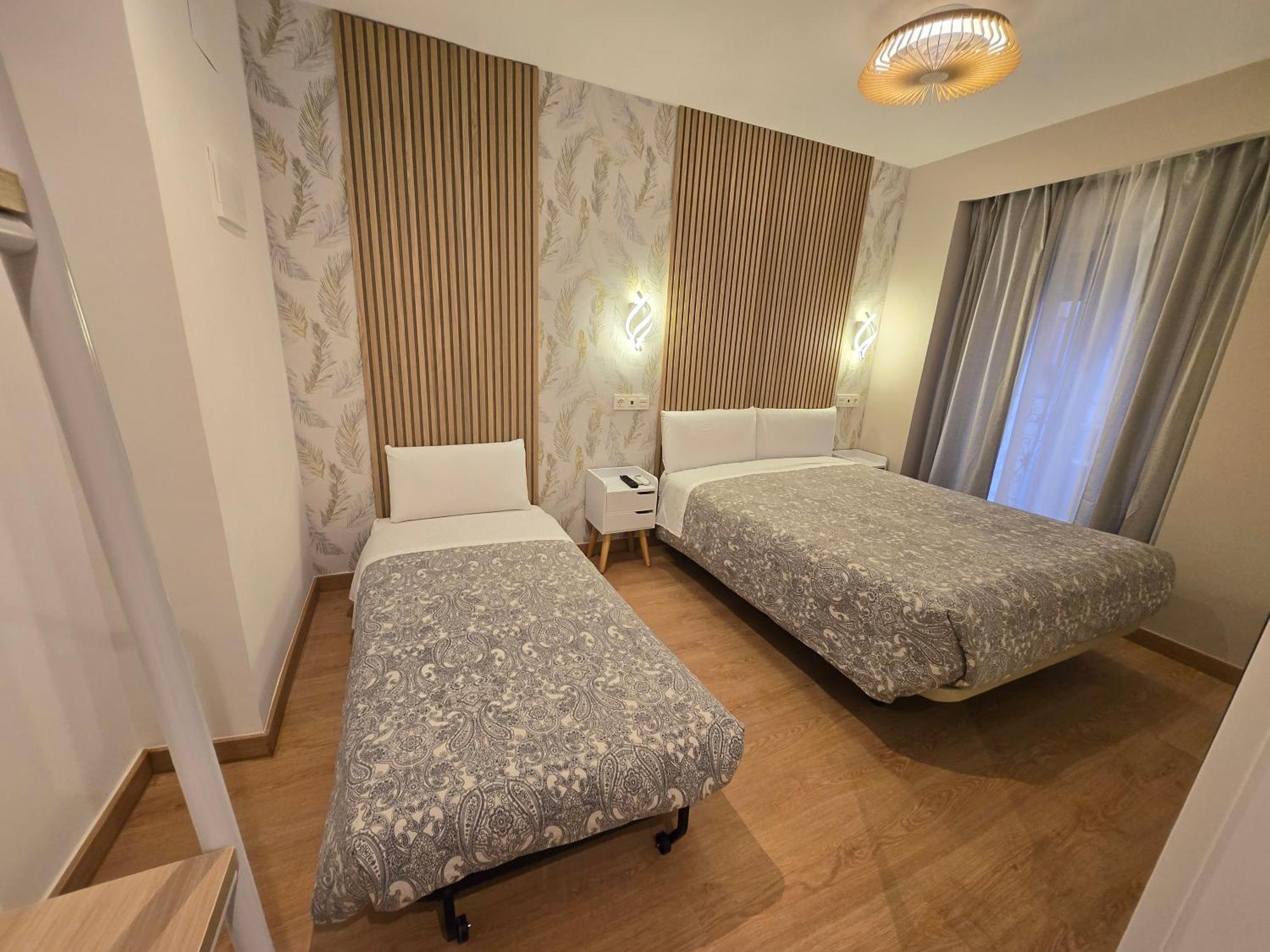 Hostal A Nuestra Senora De La Paloma — Photos 2